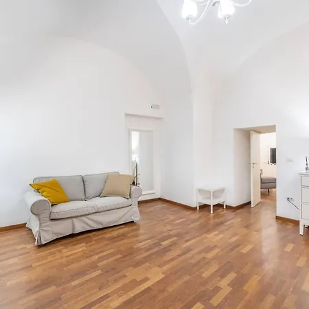 Corte Tiso * Lecce